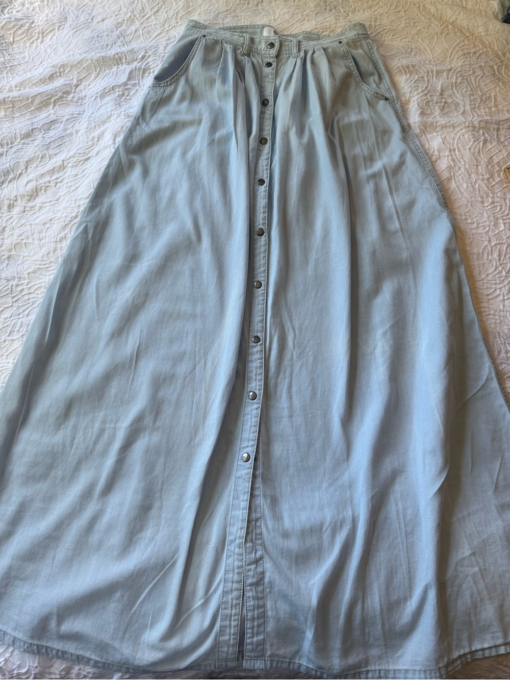Pistola Women’s Small Chambray Denim Maxi Skirt Snap Front  Light Wash Pockets